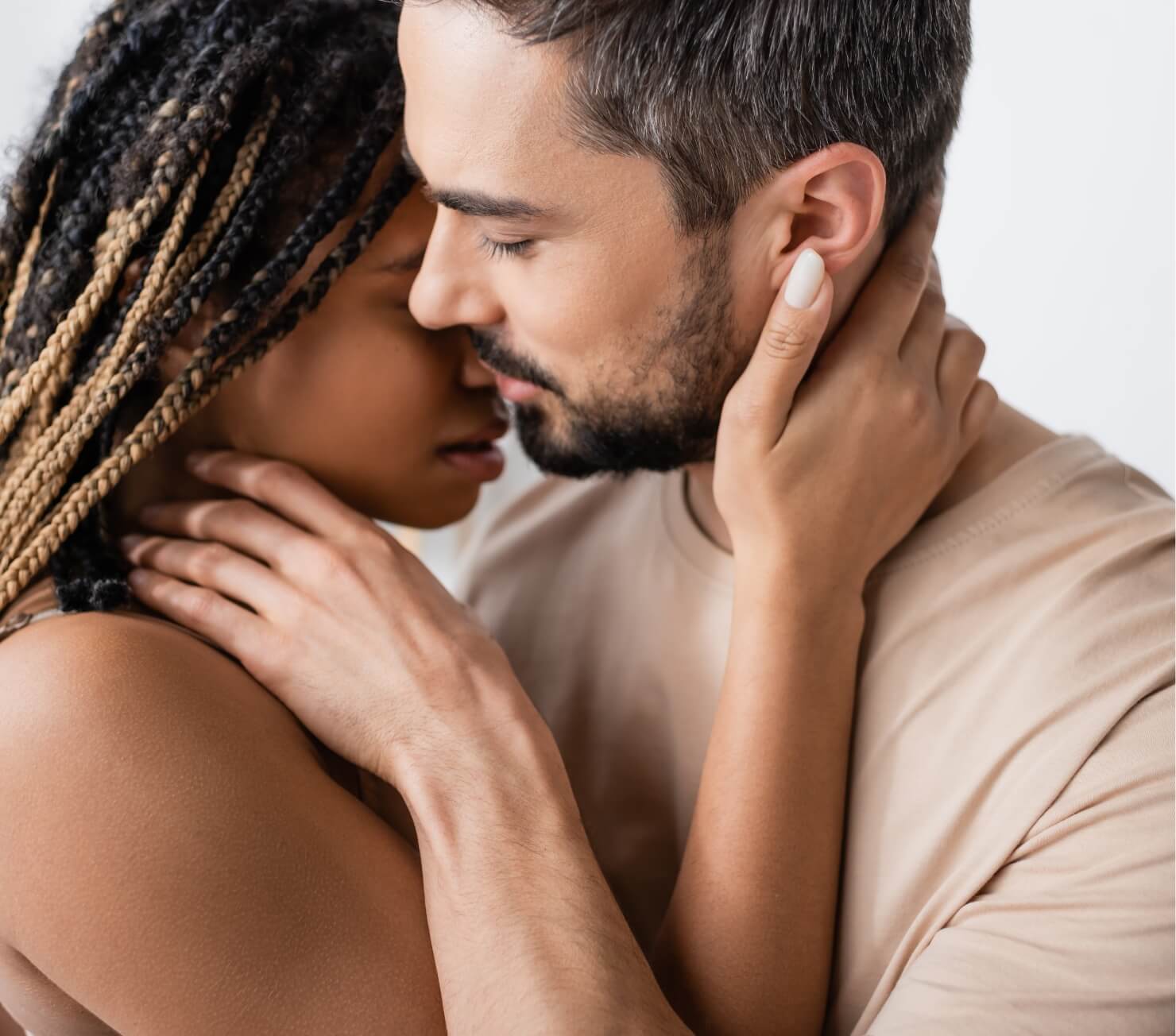 side-view-of-brunette-bearded-man-and-hot-african-2025-05-20-16-55-45-utc (5)